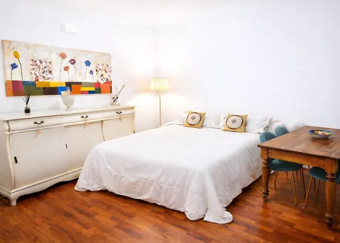 Casa Ozanam - quiet&spacious 6 beds - metro Lima Buenos Aires - Duomo 8 min